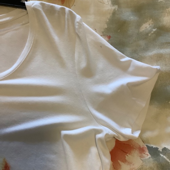 Yest  T Shirt - Picture 4 of 5